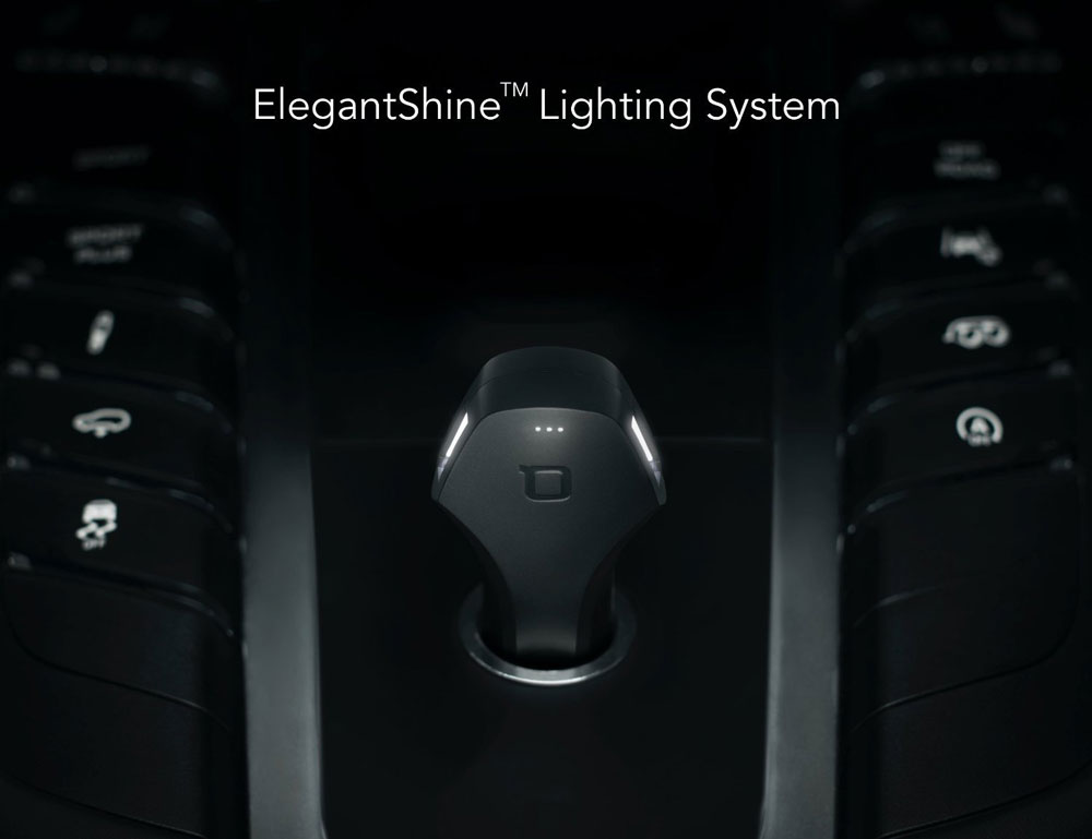 Zus Elegant Shine charging in car.