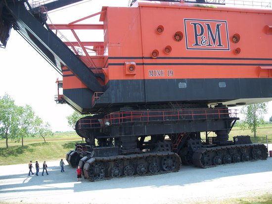 worlds-largest-electric-shovel-big-brutus-2